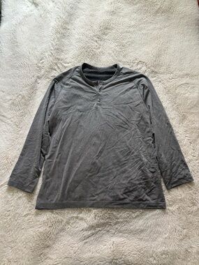 Lululemon Men's Swiftly Long-Sleeve Henley Shirt in Gray Size XL